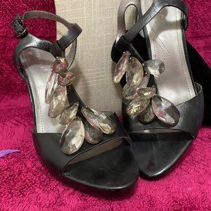 Tahari Black Heels